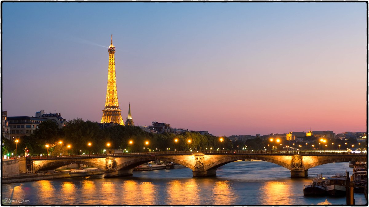 Eiffel tower at sunset